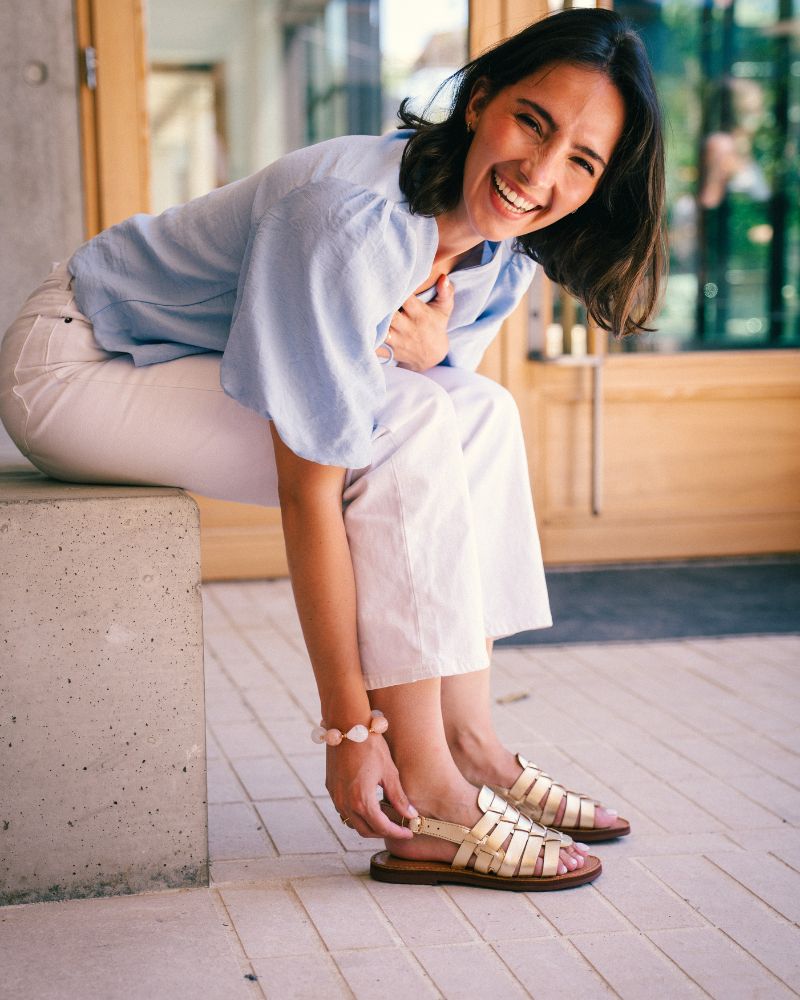 La Cali champagne, sandale en cuir bovin et crêpe chocolat