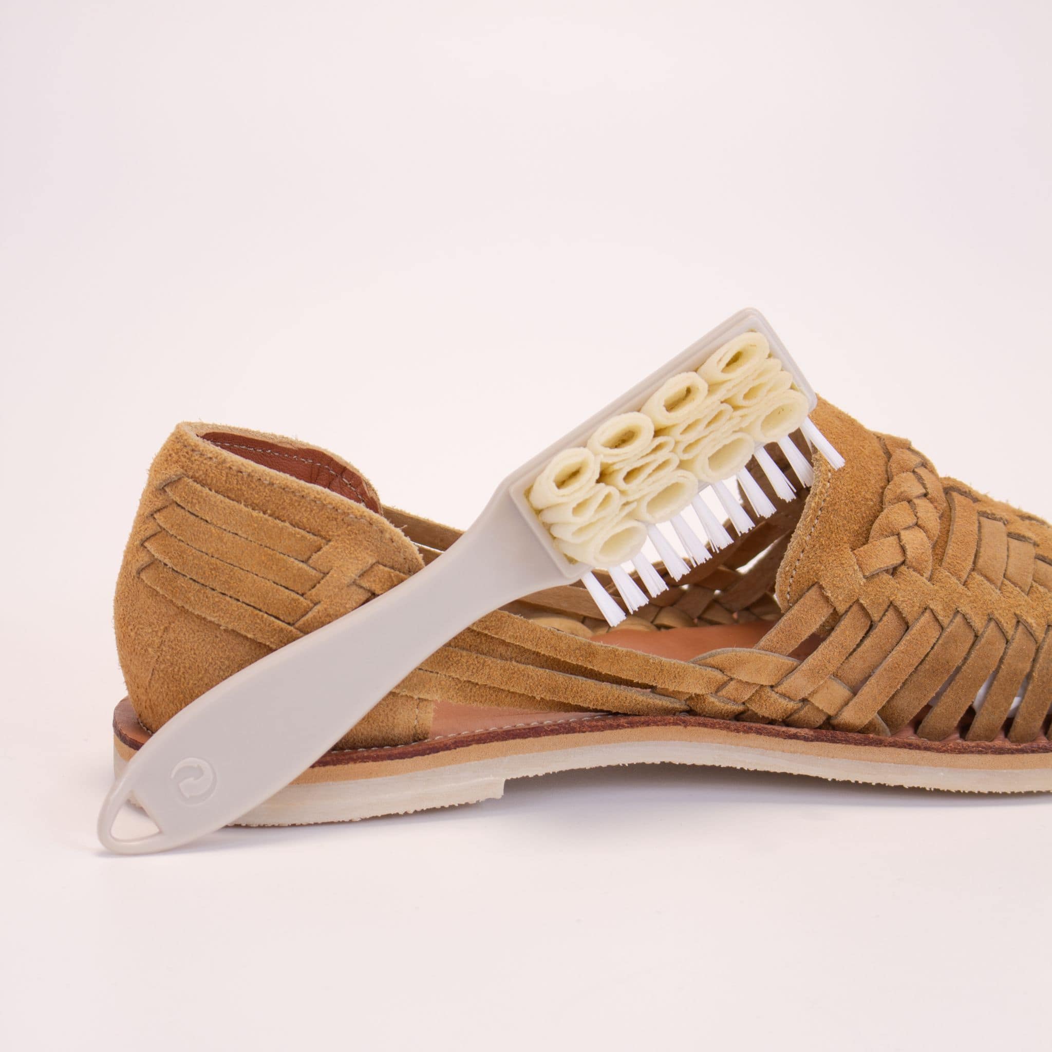 Brosse à daim de chez Famaco