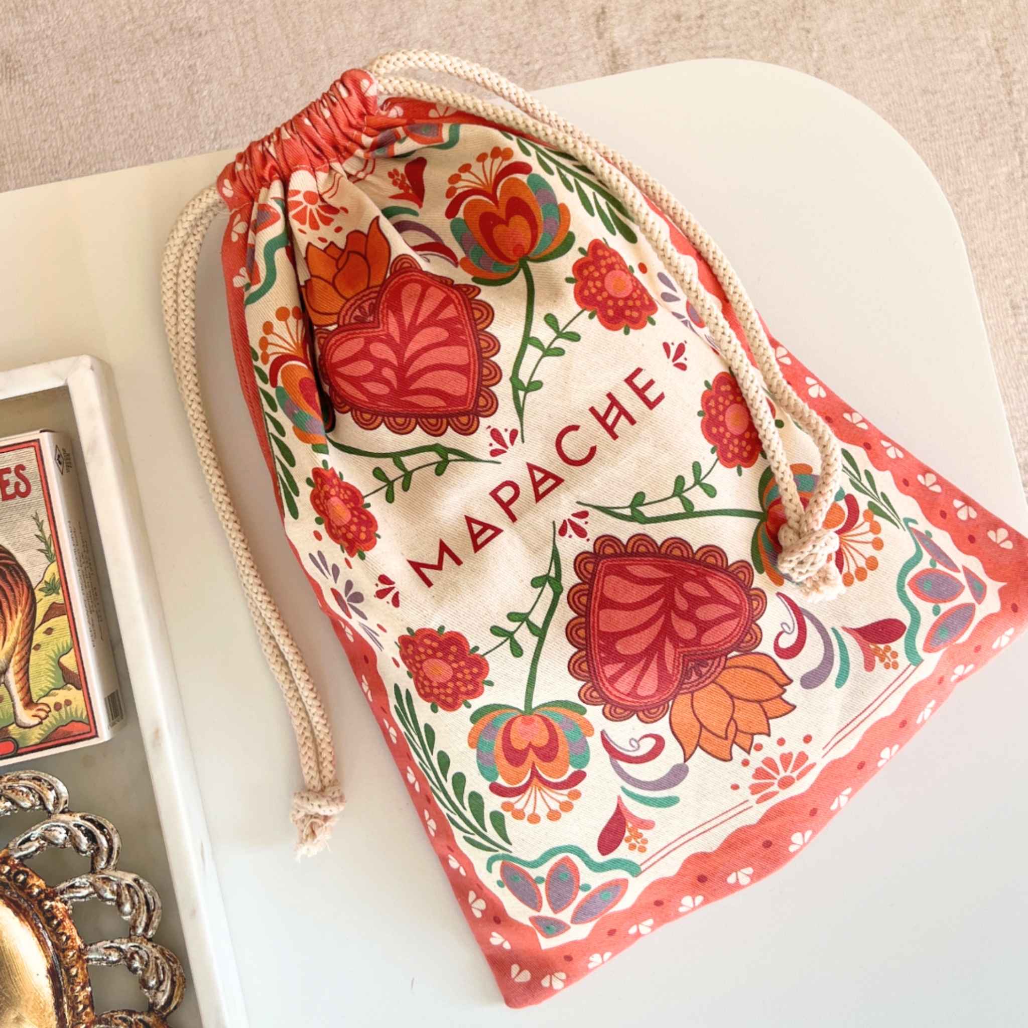 Dust-bag Las Preciosas - Collection 2025 Mapache