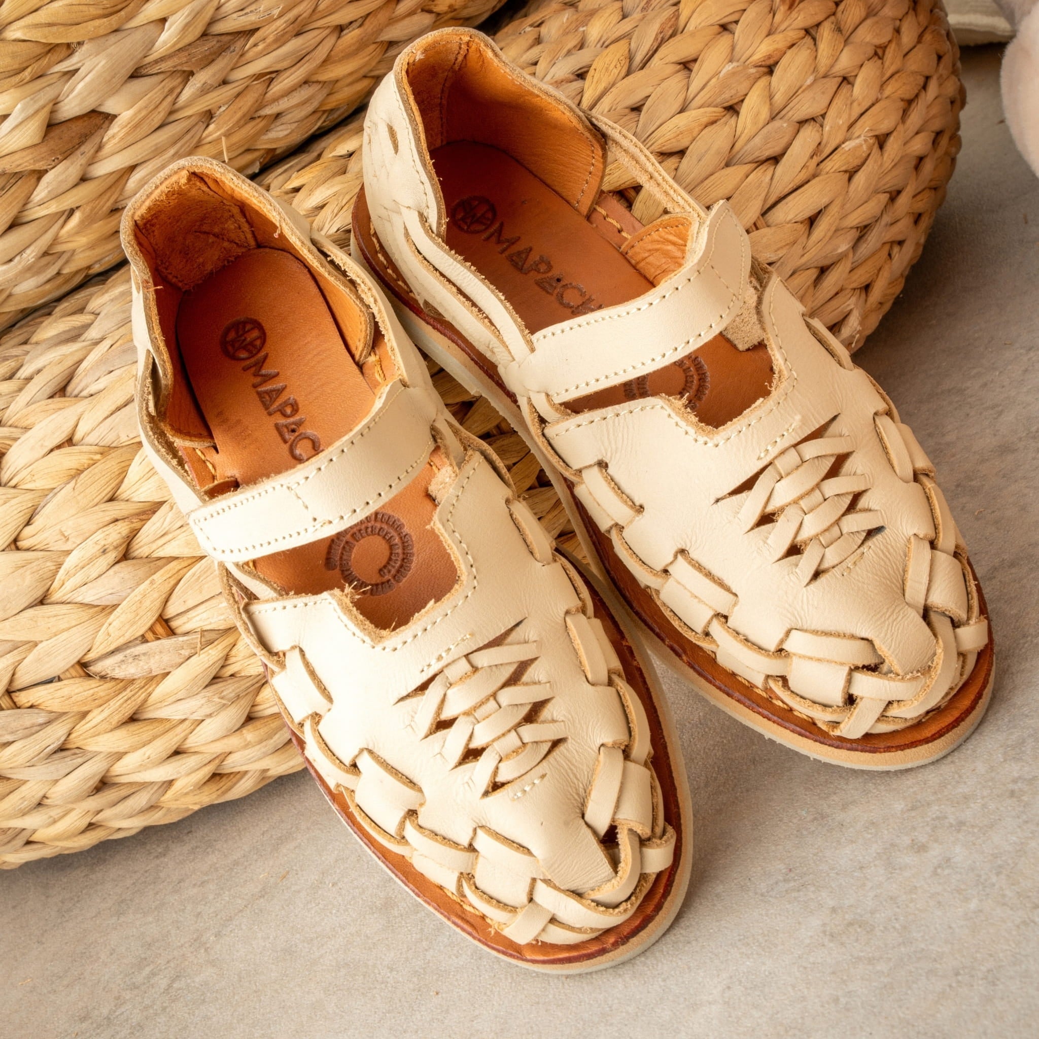 GABRIELLA GRÈGE - HUARACHE ENFANT MAPACHE