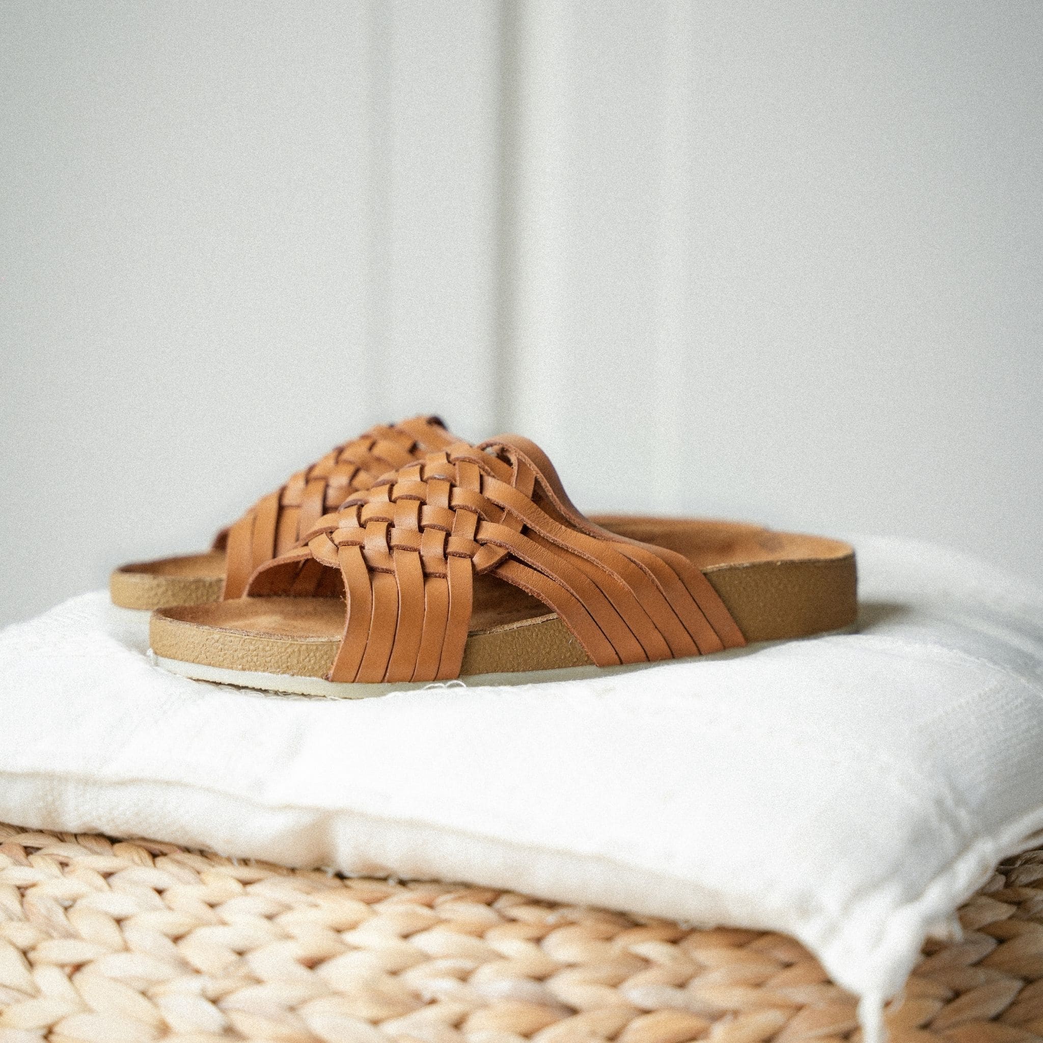 INÈS CAMEL - MULE FEMME MAPACHE