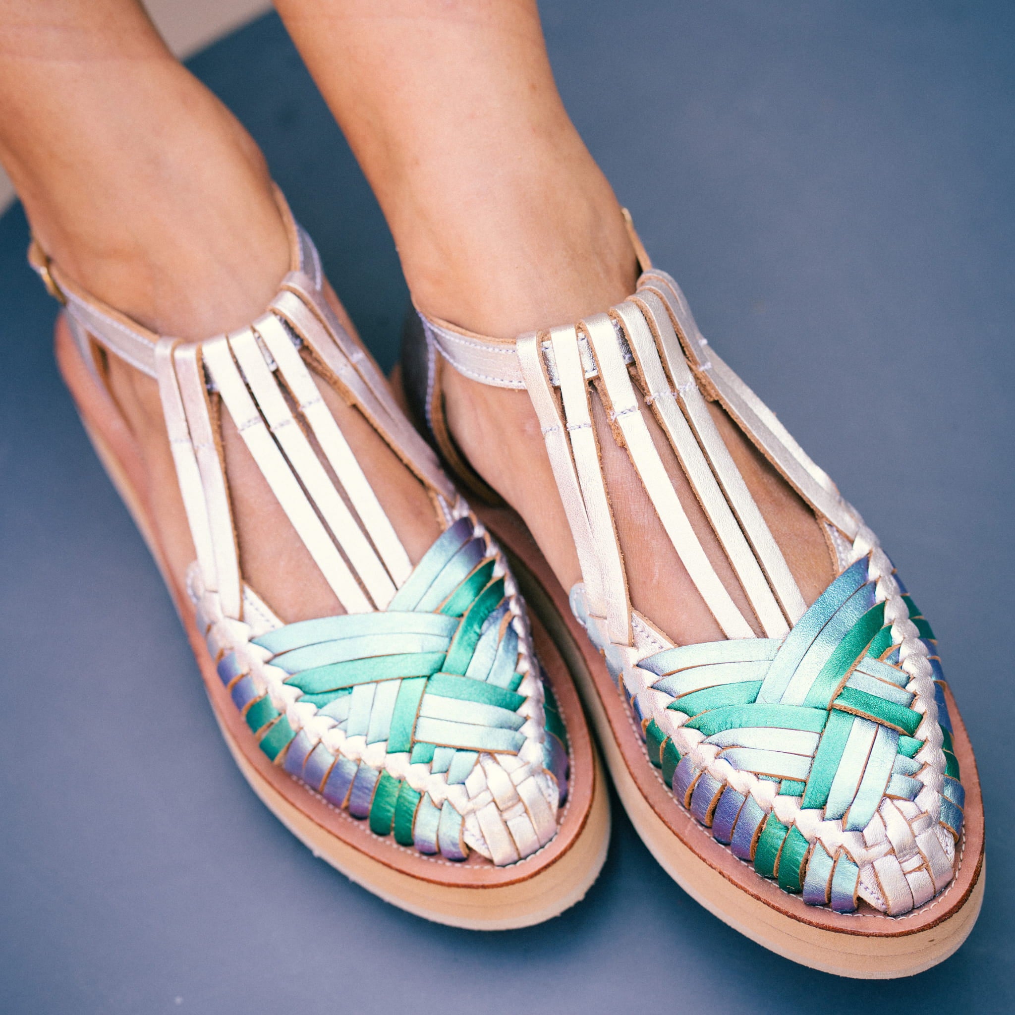 ISIDORA ARGENT BLUE MERMAID - HUARACHE FEMME MAPACHE