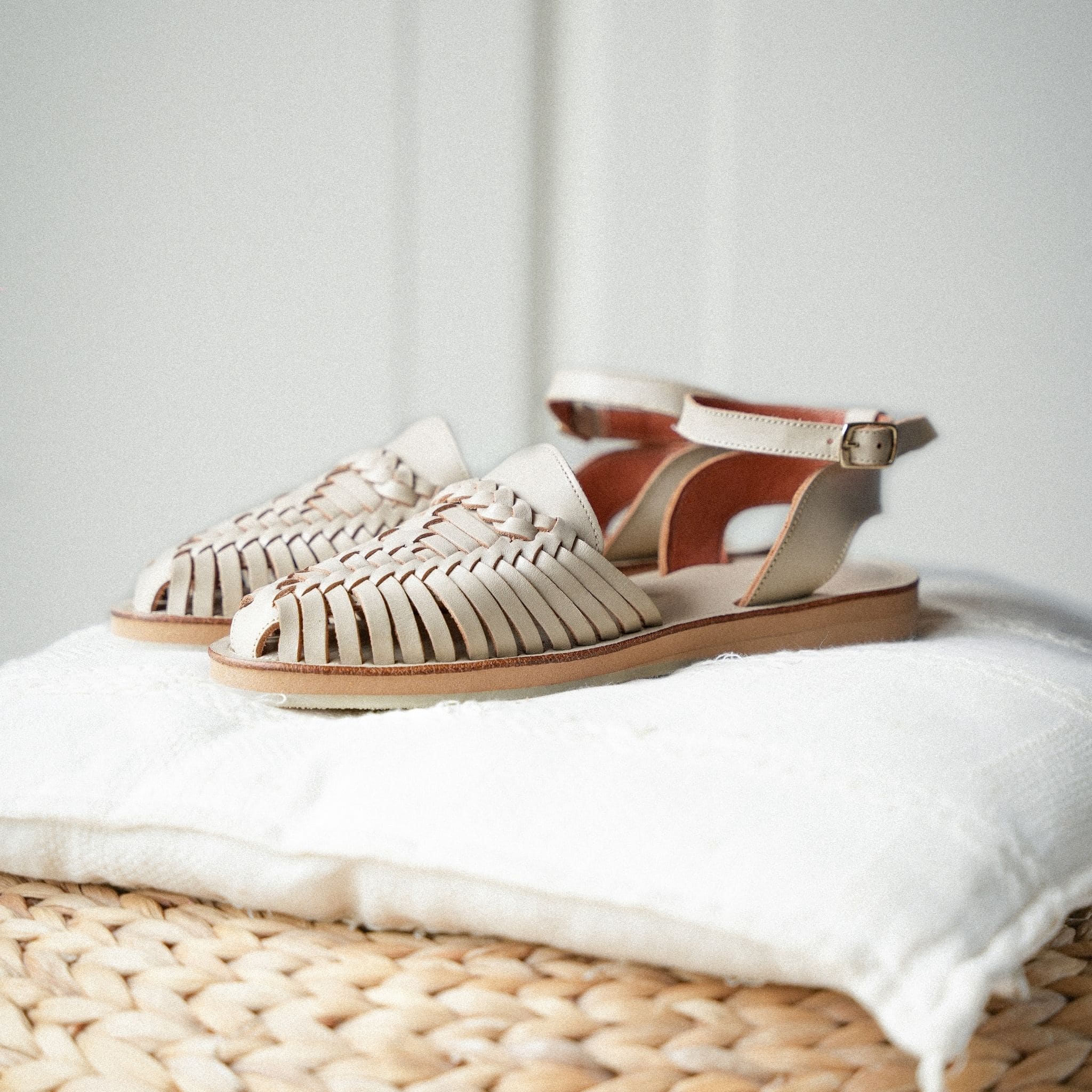 ALOHA GRÈGE - SANDALE FEMME MAPACHE
