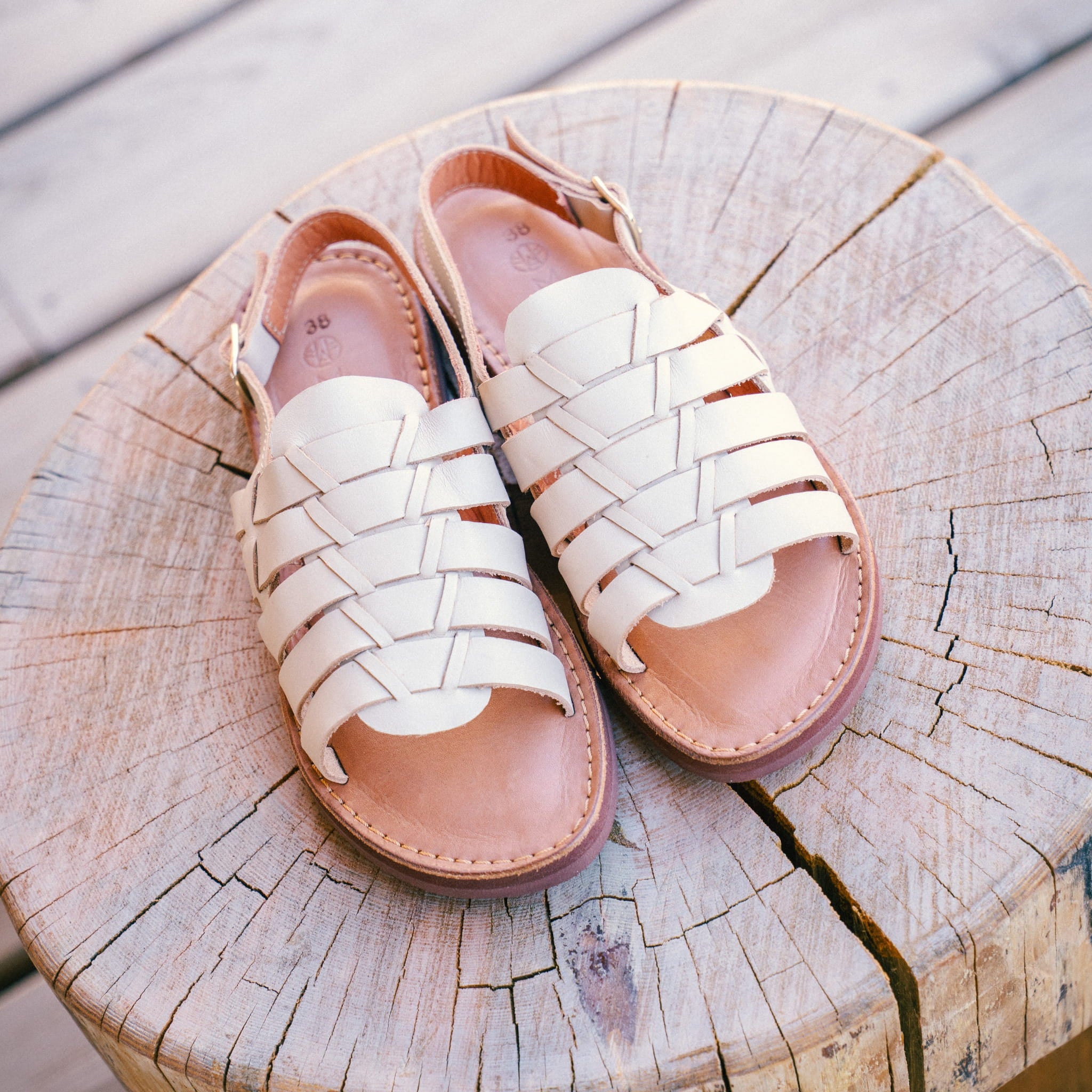 CALI GRÈGE - SANDALE FEMME MAPACHE