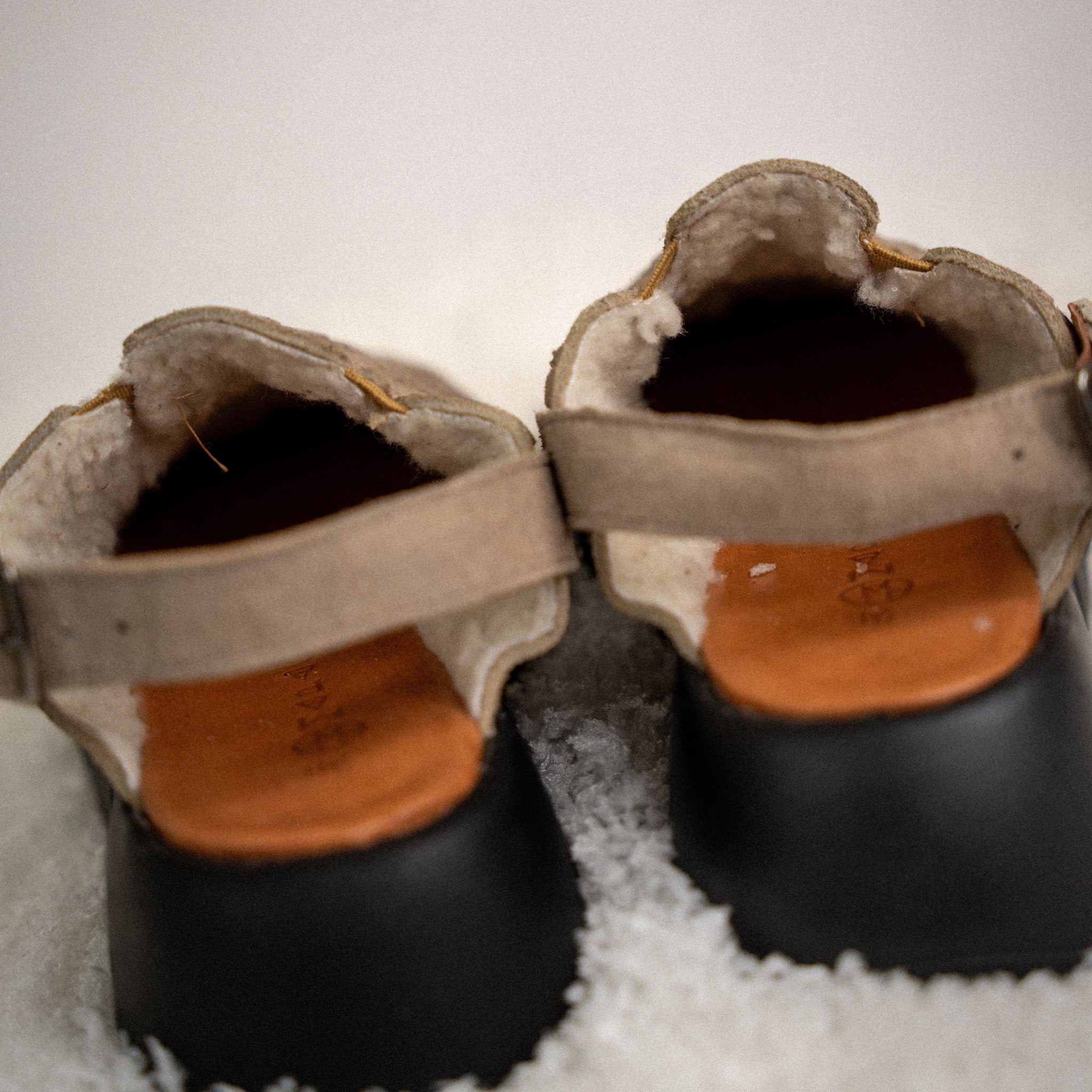 Arrière sabot Sierra Taupe fourré en laine synthétique