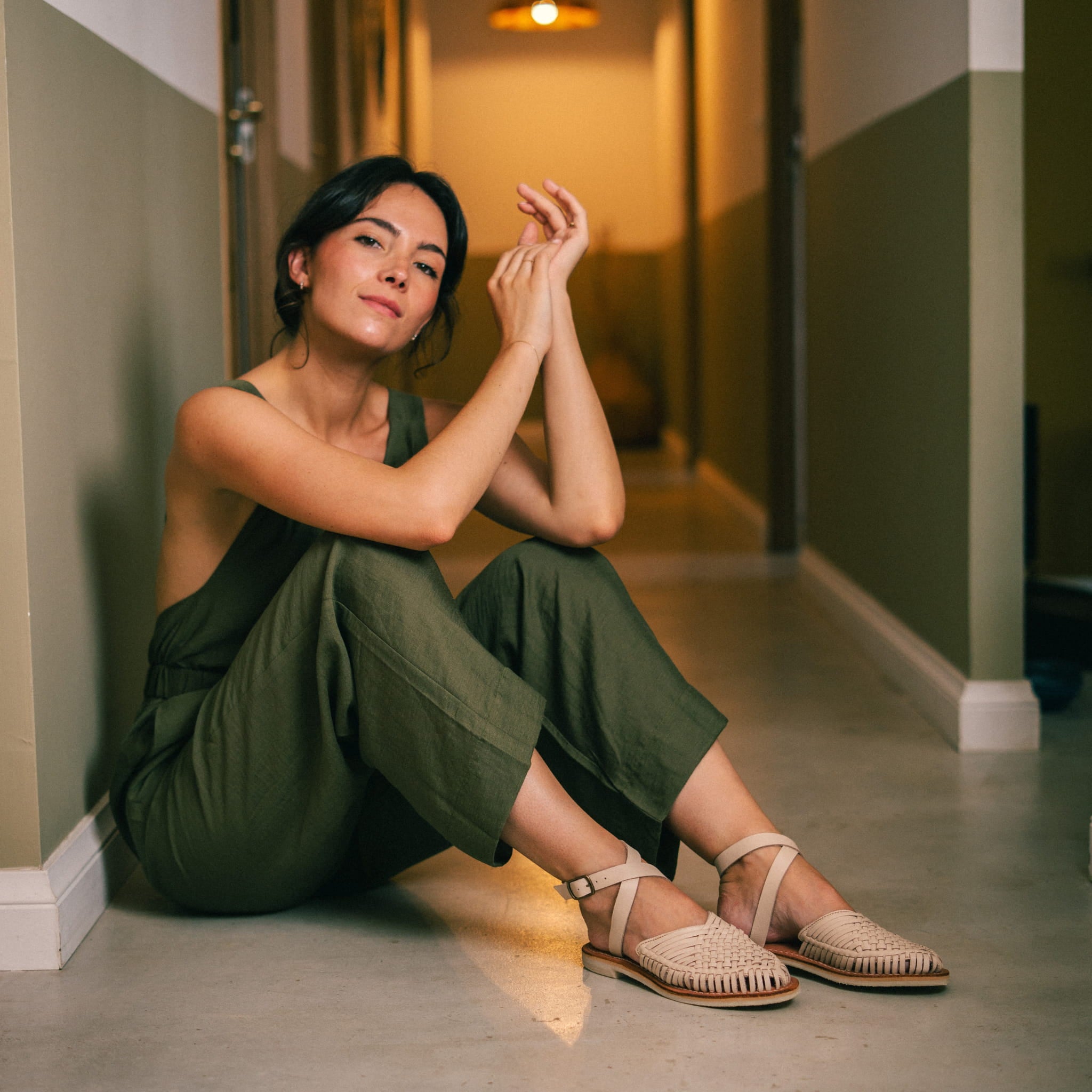 LUPITA GRÈGE - SANDALE FEMME MAPACHE 